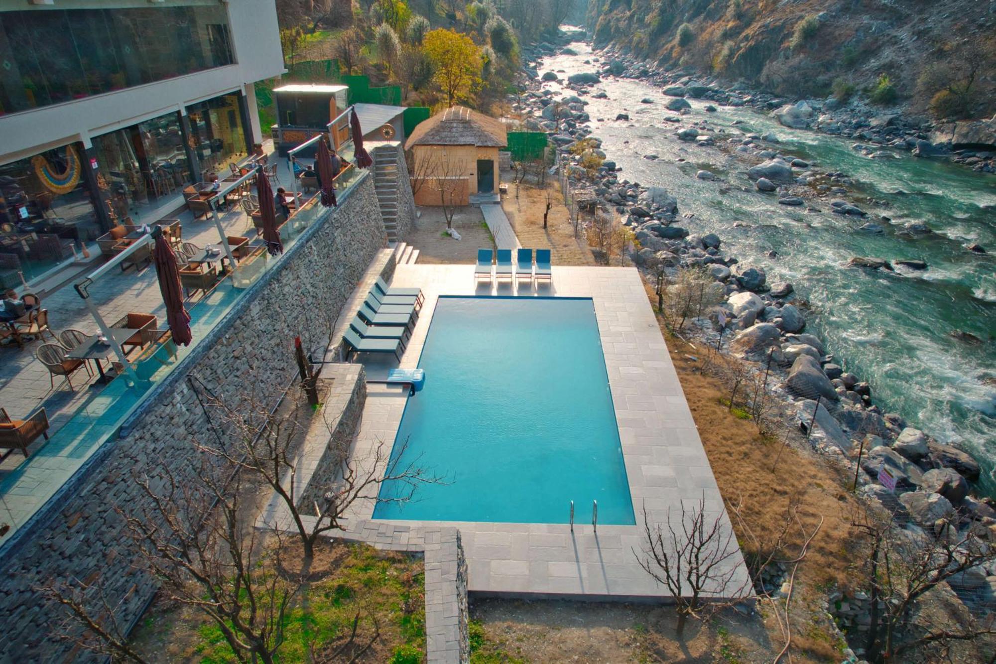 Echor Palm Bliss Riverside Resort & Spa Kasol Buitenkant foto