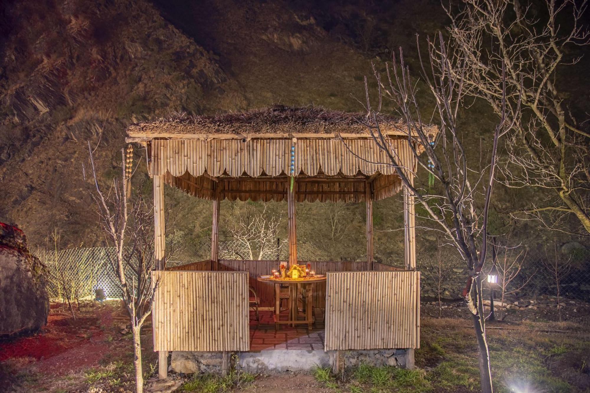 Echor Palm Bliss Riverside Resort & Spa Kasol Buitenkant foto