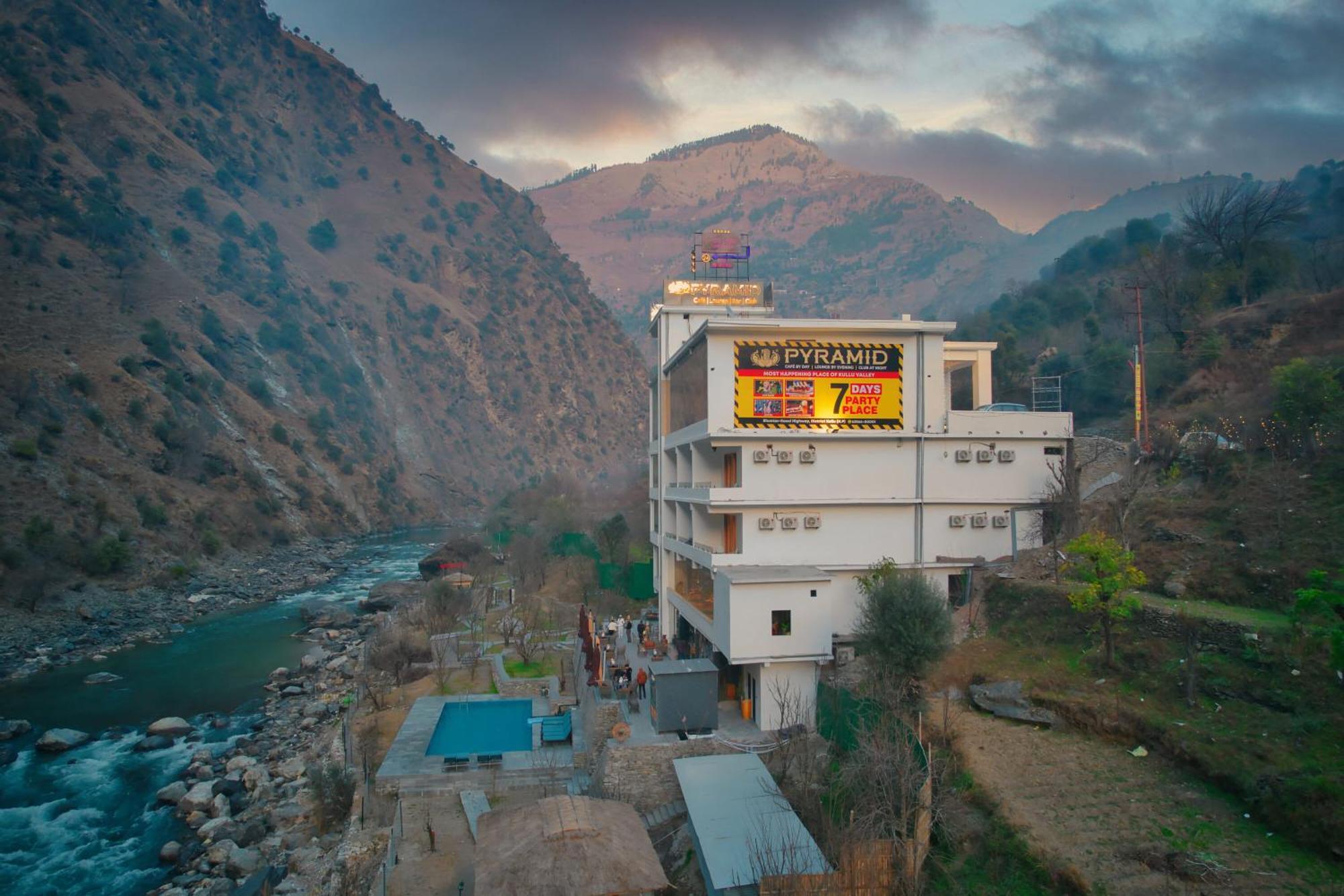 Echor Palm Bliss Riverside Resort & Spa Kasol Buitenkant foto