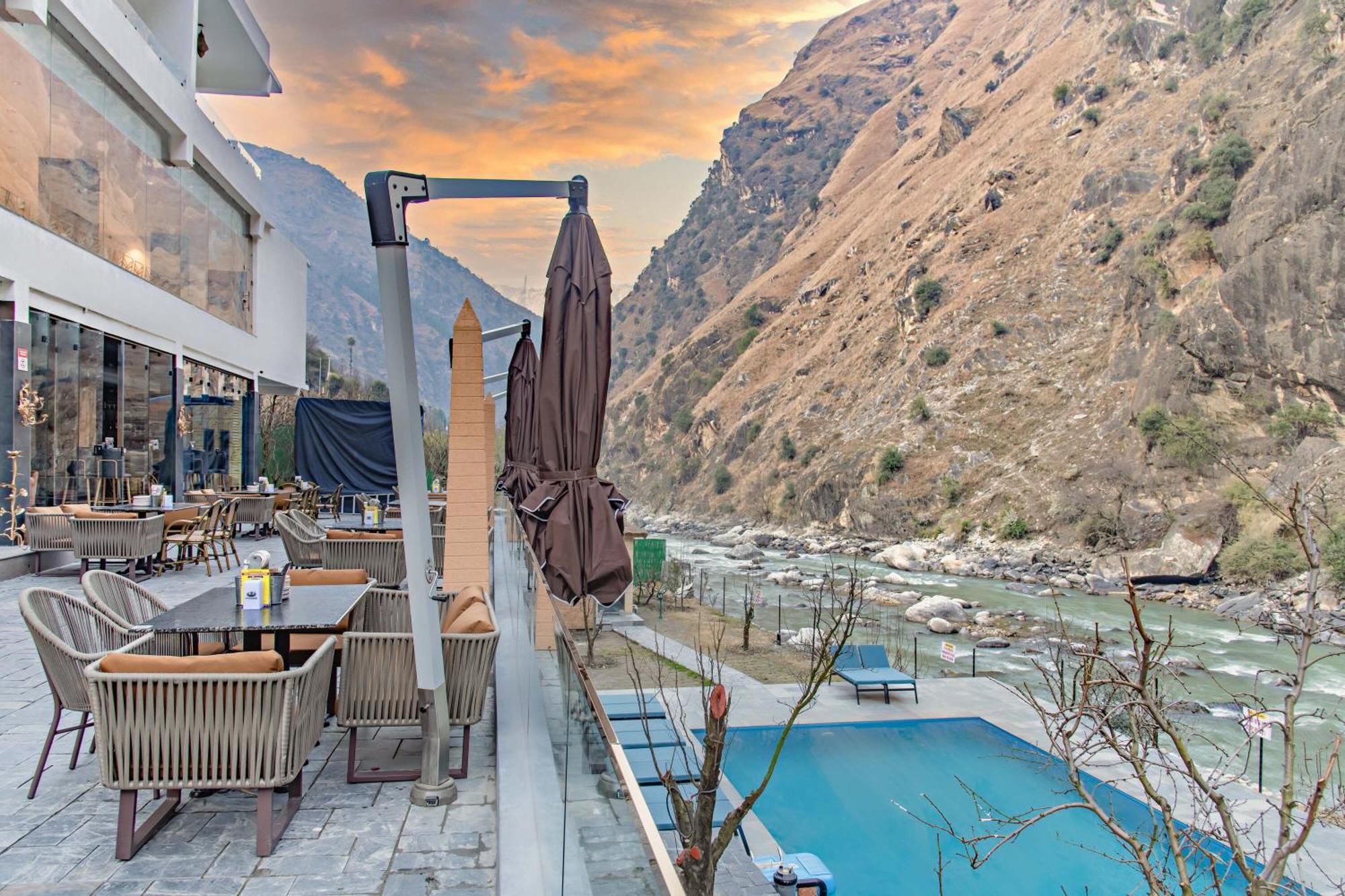 Echor Palm Bliss Riverside Resort & Spa Kasol Buitenkant foto